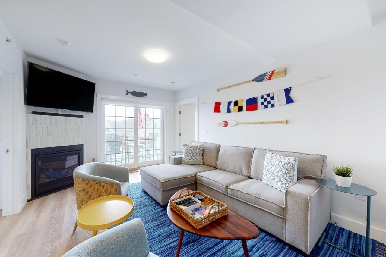 Summer Ocean Escapes Dennisport Room photo