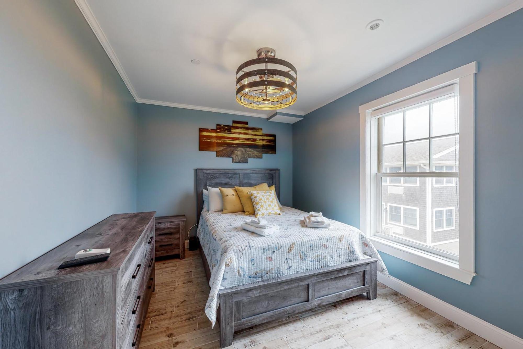 Summer Ocean Escapes Dennisport Room photo