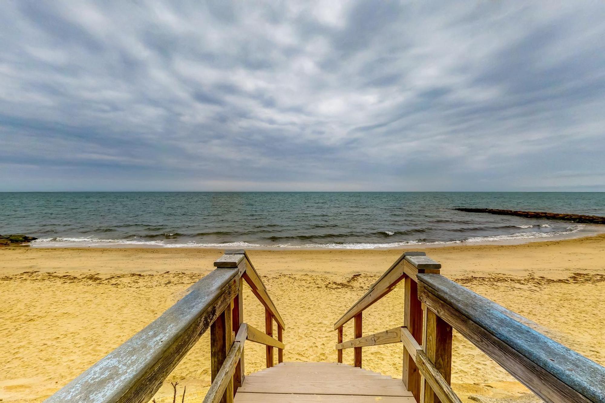 Summer Ocean Escapes Dennisport Room photo