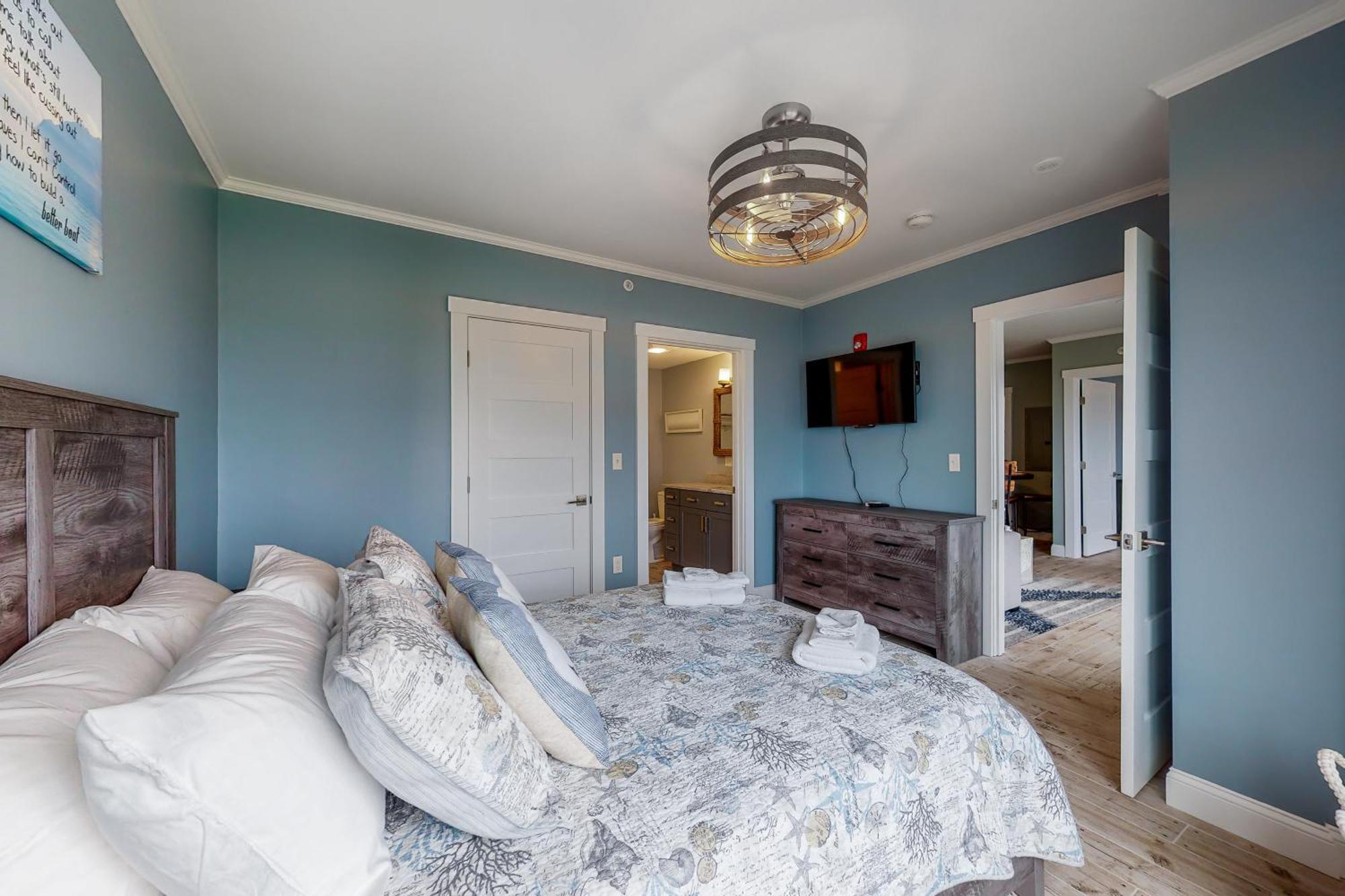 Summer Ocean Escapes Dennisport Room photo